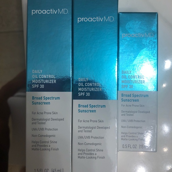 Proactive toners and sunscreen. Different full size or travel size - Picture 2 of 2